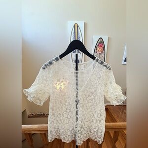 NWOT Maurices Sz Medium Elegant Sheer Lace White Top